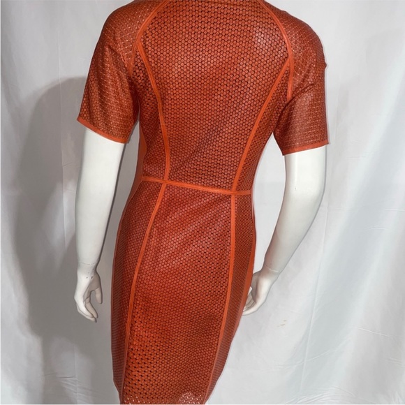 RARE $1150 Veronica Beard laser cut Leather Dress Full Zipper Short Sleeve Sz 4 - Picture 9 of 16